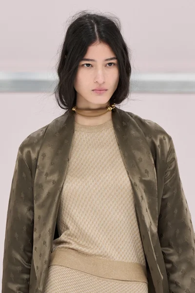 Look 97